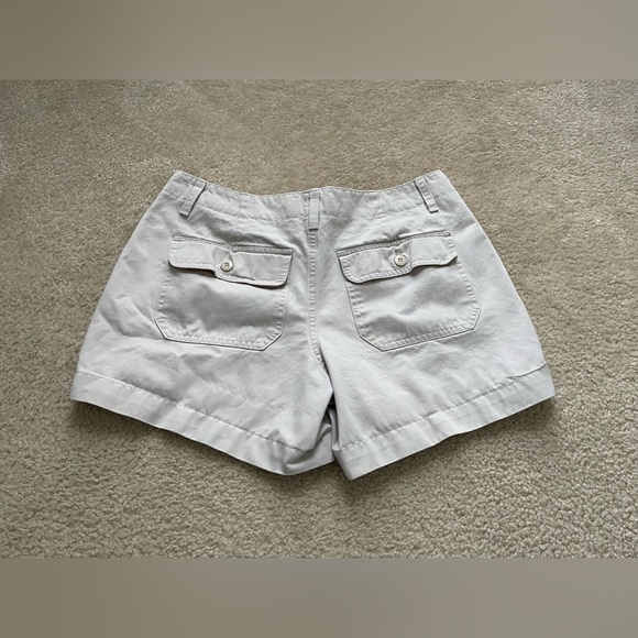 Old Navy - Tan Shorts - Low Waist - Size: 8 - Picture 5 of 6